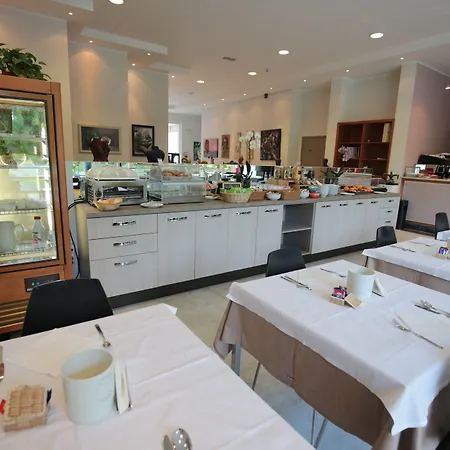 Tre فندق بارما