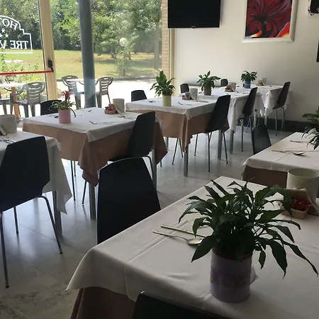 酒店 Tre